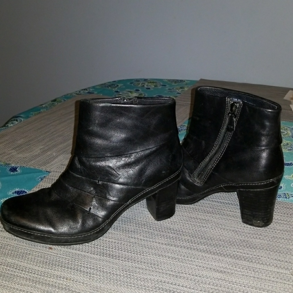 Clark's Artisan Mika Beth Booties